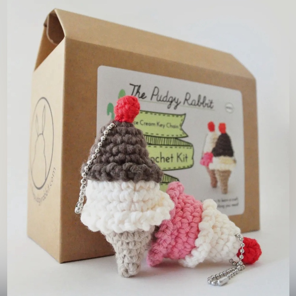 Ice Cream Keychain Crochet Kit - Picture 1 of 8